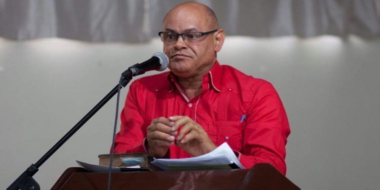 Corriente Juan Pablo Duarte: democratizar la educación debe ser parte del "cambio"