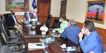 Senadores escuchan a empresarios instalados en la zona fronteriza bajo la Ley 28-01