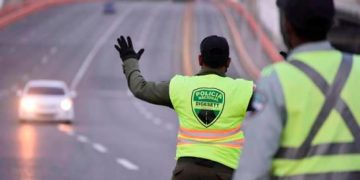 Ojo con esto!!  A 10 meses de estado de emergencia el gobierno debe ir pensando cómo reestablecerá en la práctica los derechos que hasta hoy están limitados