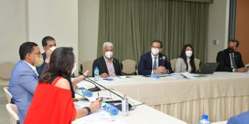 Comisión Bicameral que estudia proyecto de Ley de Ordenamiento Territorial y Uso de Suelos recibe a representantes del sector Gubernamental, Empresarial, y Municipal.