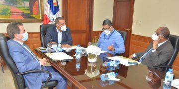 Comisión Permanente de Dominicanos en el Exterior del Senado acuerda viajar a EE.UU. para escuchar inquietudes de la diáspora dominicana.