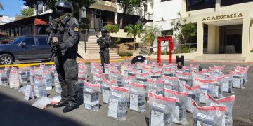 Ocupan 500 paquetes presumiblemente cocaína en sector los Cacicazgos Distrito Nacional.