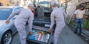 Procuraduría para el Medio Ambiente inspecciona negocios ruidosos del Gran Santo Domingo y ocupa bocinas.
