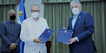 El Senado de la República y el Ministerio de Economía, Planificación y Desarrollo firman acuerdo de cooperación interinstitucional que busca la optimización de las funciones legislativas.