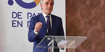 Ministro de Trabajo llama a funcionarios públicos a trabajar por capacitación y fomento de empleabilidad.