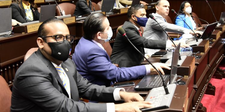 La Cámara de Diputados seleccionó este martes las ternas para el Defensor del Pueblo