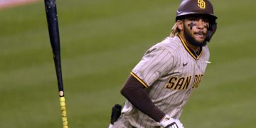 El campocorto dominicano Fernando Tatis Jr., pego par de cuadrangulares.