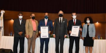 Ministro de Trabajo certificó 379 empresas en conmemoración del Día Mundial de la Seguridad y la Salud en el trabajo.