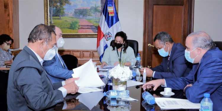 Rendirán informes favorables para la instalación de tres oficinas del Banco de Reservas