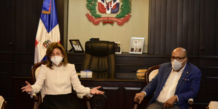 Diputados conocerán en sesión extraordinaria acuerdo con farmacéutica Pfizer.