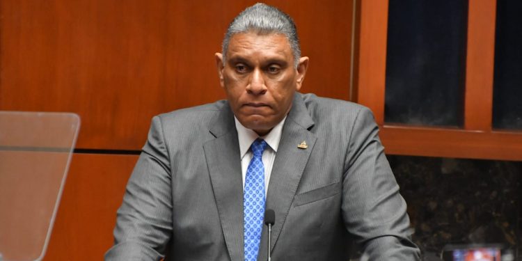 El Ministro de Interior y Policía presenta ante el Senado Estado de Situación del ministerio.