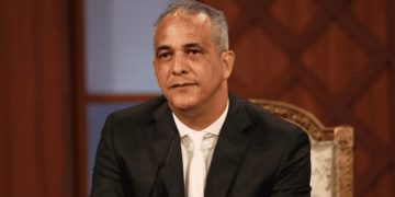 Jurista Afirman Legisladores que renuncian a Partidos pueden ser Sustituidos en sus CURULES.