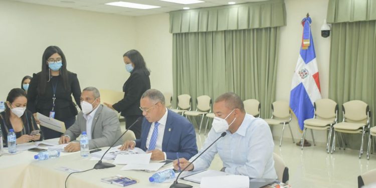 Comisión Bicameral avanza el estudio del proyecto de Código Penal hasta el artículo 210