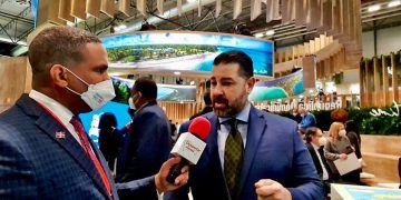 Doctor Amado Alejandro Báez destaca labor de médicos en recuperación turismo y economía.