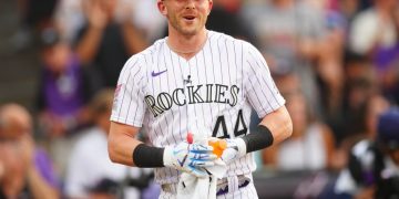 Trevor Story firma con Boston por 6 años y 140 millones