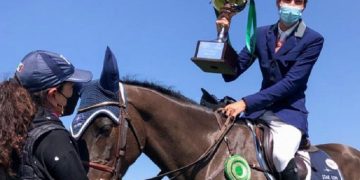 Jinete Manuel Fernández Haché gana Grand Prix en México
