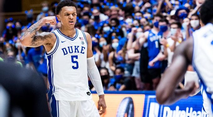 Duke avanza a la Final Four con una victoria sobre Arkansas