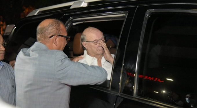 Hipólito Mejía destaca cualidades de doña Rosa