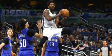 Irving encesta 60 puntos en gran noche con Nets, Booker lidera triunfo Suns