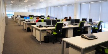 Empleados públicos ponen fin a teletrabajo y deben reportase desde este lunes