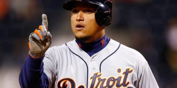 El hits 3,000 de Cabrera en pausa; posponen juego de Detroit