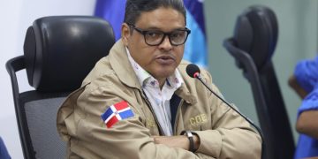 COE emite alerta verde para cinco provincias por vaguada