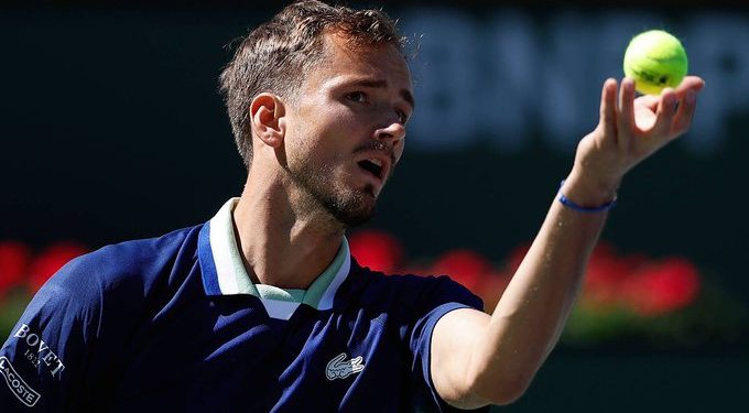 Jugadores rusos y bielorrusos vetados de Wimbledon
