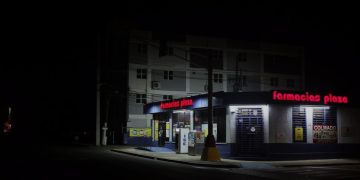 Puerto Rico sufre un apagón masivo por un incendio en una central eléctrica