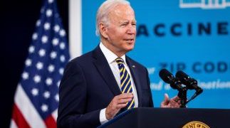 Joe Biden aprueba $800 millones en ayuda militar a Ucrania