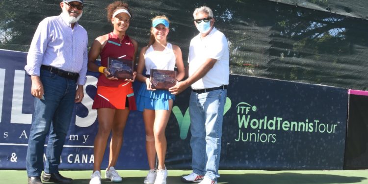 Fedotova y Baquero, campeones en Copa Colibrí Santo Domingo J4