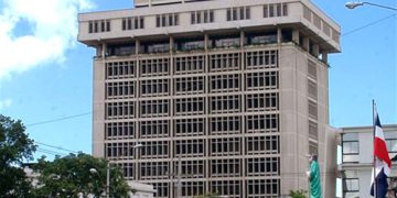 Remesas en el país cayeron un 7,31 % en primer cuatrimestre, según Banco Central