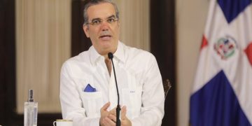 Abinader sobre reforma constitucional: "No voy a conquistar diputados ni senadores como hicieron en el pasado”