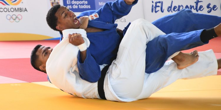 Balonmano y judo sacan la cara por RD en jornada Bolivarianos