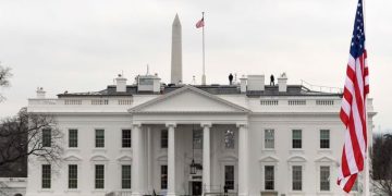 Gobierno estadounidense busca con otros gobernadores contrarrestar fallo del aborto