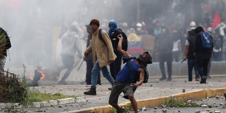 Conozca los puntos claves sobre la crisis que atraviesa Ecuador