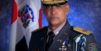 Velan restos del director de Recursos Humanos de la Policía Nacional