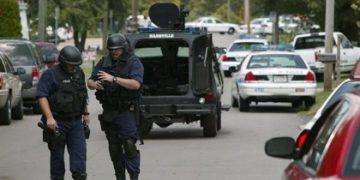 Al menos 3 muertos y 14 heridos por tiroteo en Tennessee