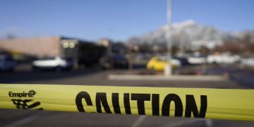 Tiroteo en iglesia de Alabama deja un muerto y dos heridos