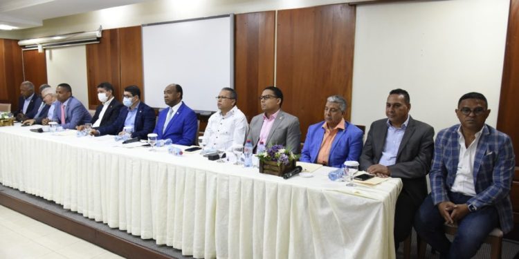 Realizan Vista Pública para Proyecto de ley sobre la propaganda y publicidad del Estado