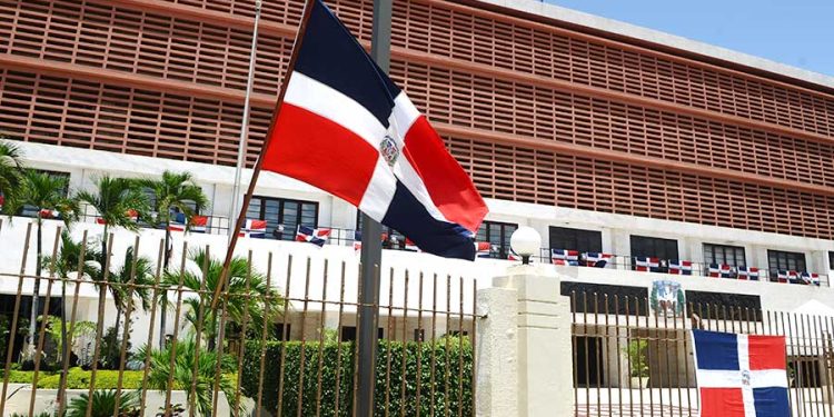 Ley de Extinción de Dominio eliminaría el secreto bancario y el profesional