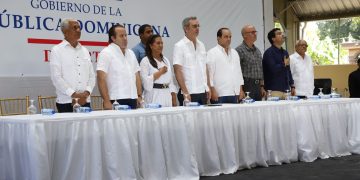 Presidente Abinader concluye ardua jornada de trabajo en Cotuí