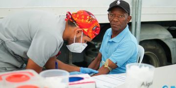 Jornada “Primero Tú” de Propeep llega a personas vulnerables y pobres de Jimaní