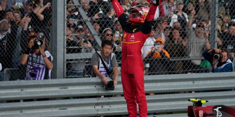Carlos Sainz ganó su primera carrera en la Fórmula 1