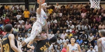 Titanes vencen a Leones y empatan serie semifinal LNB