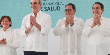 Abinader encabeza  inclusión de beneficiarios Supérate en Baní