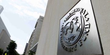 FMI dibuja escenario global muy adverso y no descarta recesión