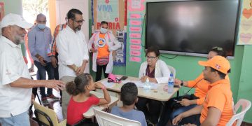 Defensa Civil favorece a cientos con operativo médico en Sabana Grande de Boyá