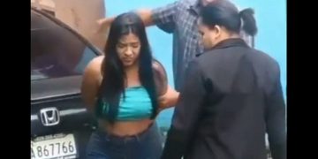 Arresto domiciliario a mujer que atropelló a dos hombres en María Auxiliadora