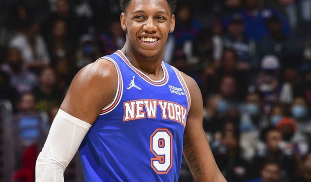 Knicks y Barrett finalizan una extensión de 4 años