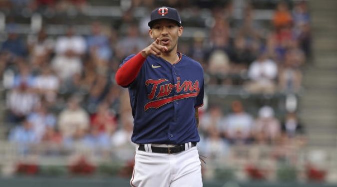 Contratos de la última agencia libre en Grandes Ligas y su rendimiento actual